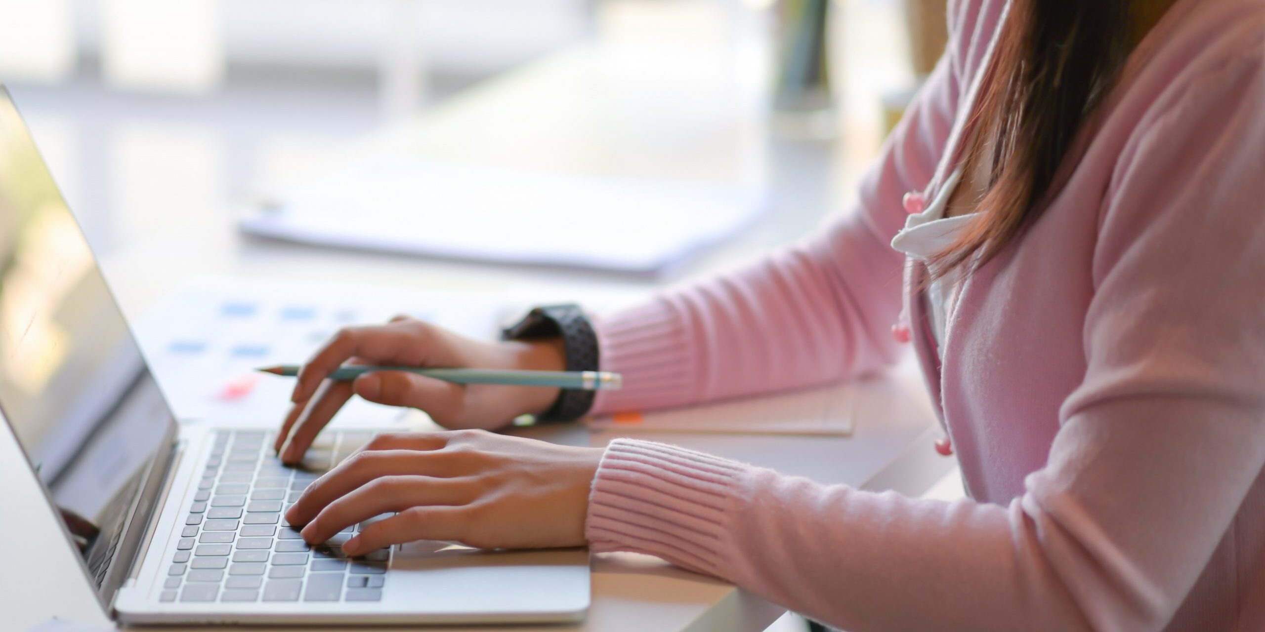 SEO barato y rápido - ordenador-